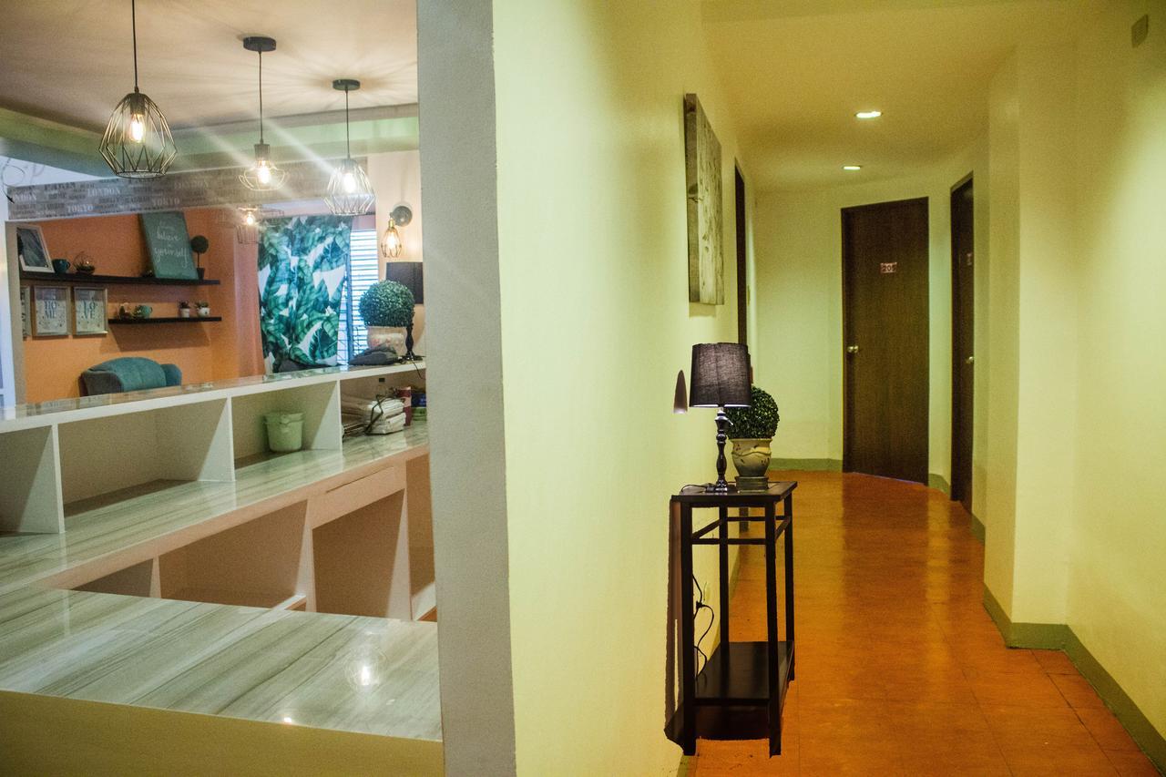 Naps & Maps Hostel Cebu Bagian luar foto