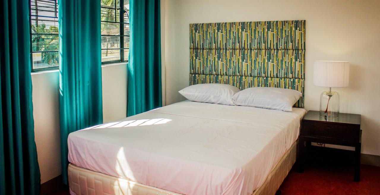 Naps & Maps Hostel Cebu Bagian luar foto