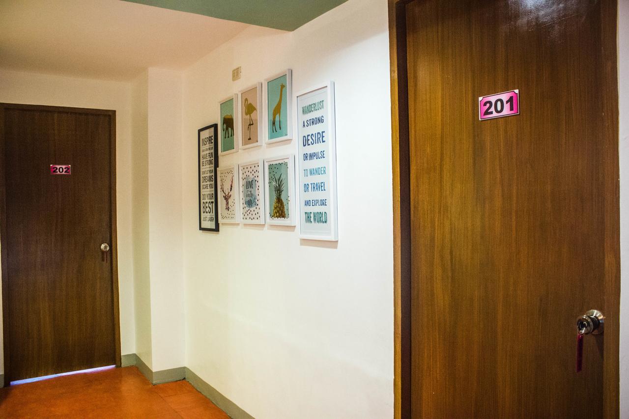 Naps & Maps Hostel Cebu Bagian luar foto