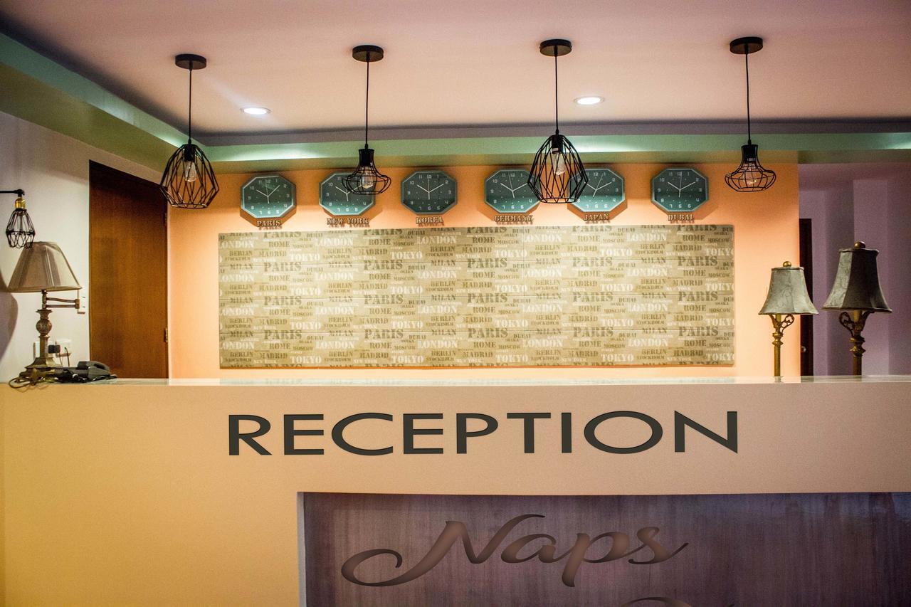 Naps & Maps Hostel Cebu Bagian luar foto