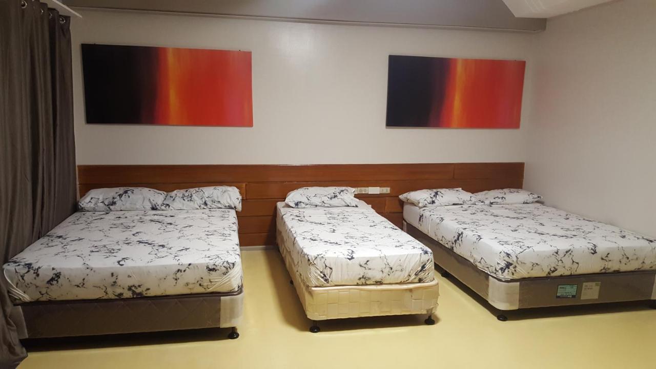 Naps & Maps Hostel Cebu Bagian luar foto